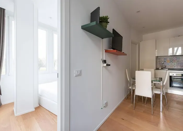 Easytopstay - Porta Romana Urban Chic * Milan