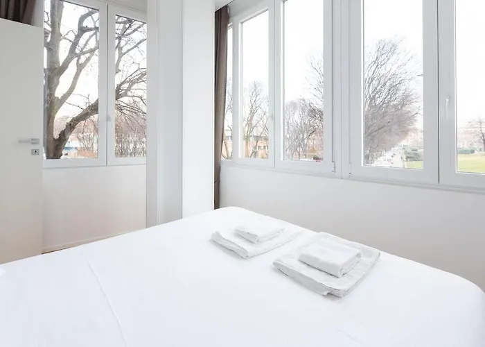 Appartement Easytopstay - Porta Romana Urban Chic Milan