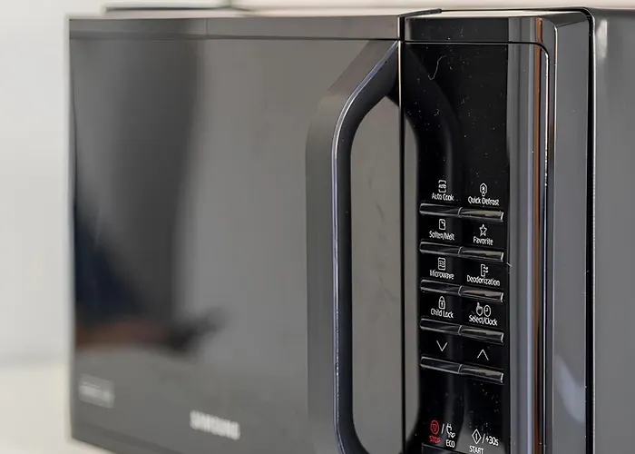 Appartement Santa Giulia - 15 Minutes From Centre *