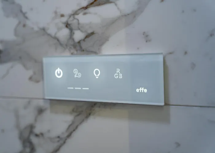 Intrho Duomo Modern With Hammam מילאנו