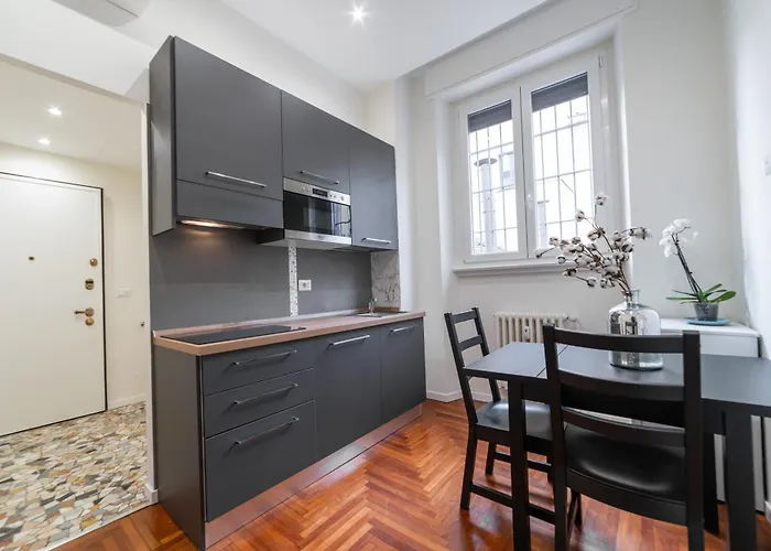 Intrho Duomo Modern With Hammam דירה