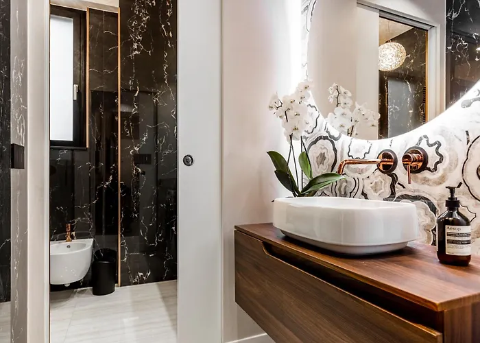 Appartement Gogh Golden House Next To Duomo Milaan