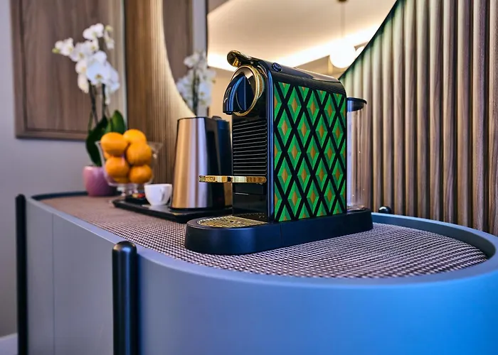 Monet Golden House Next To Duomo