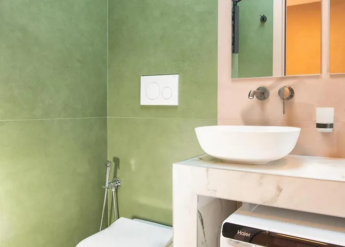 Pink Flamingo Balcony By Station Apartmán Milán