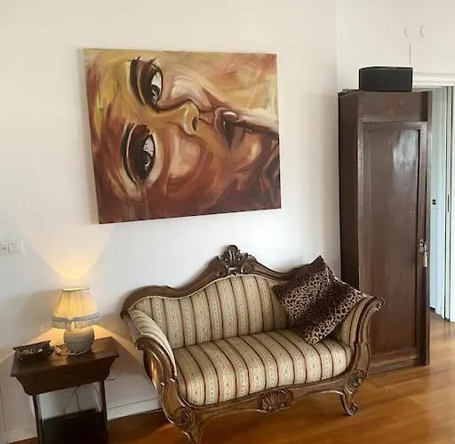 Penthouse In The Sky With 30 Sqm Terrace Station * Mediolan