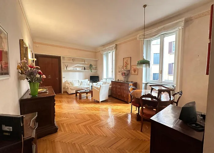 Elegant House Near Citta Studi *