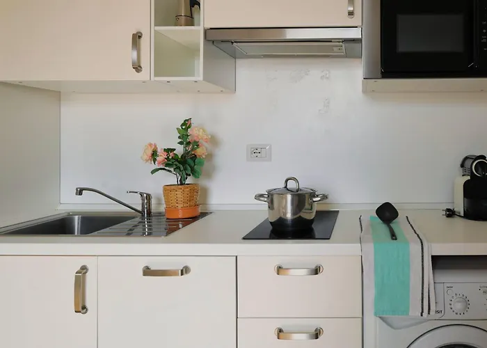 Colorful Nolo Apartman *