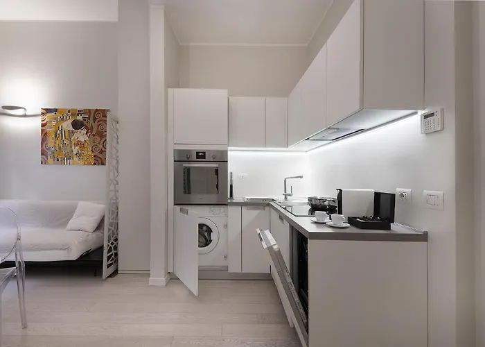 Fifty Eight Repubblica * ميلان