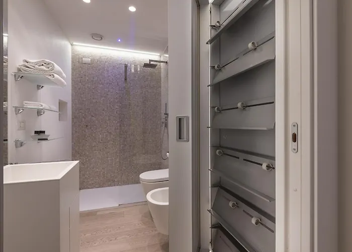 Fifty Eight Repubblica * ميلان