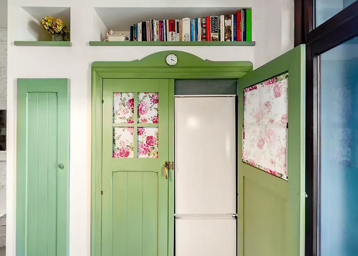 Апартаменты Bright Loft - Free Private Parking *