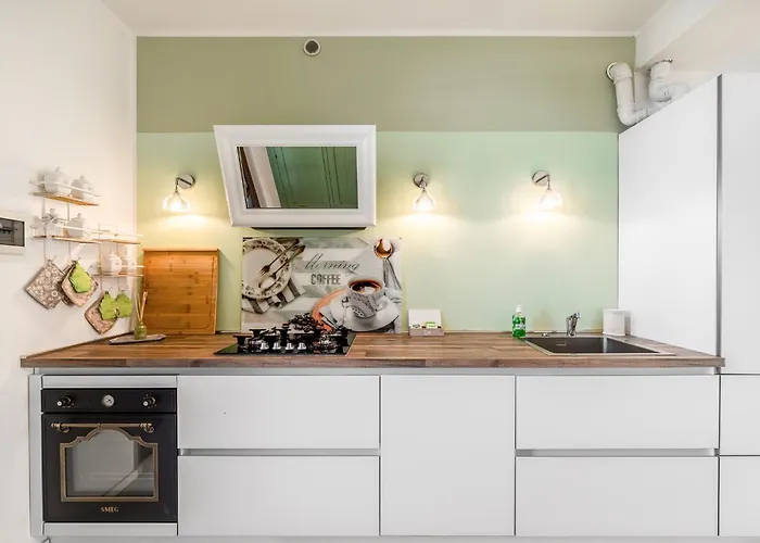 Bright Loft - Free Private Parking Appartement Milaan