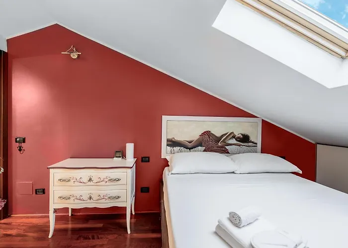 Bright Loft - Free Private Parking Апартаменты *