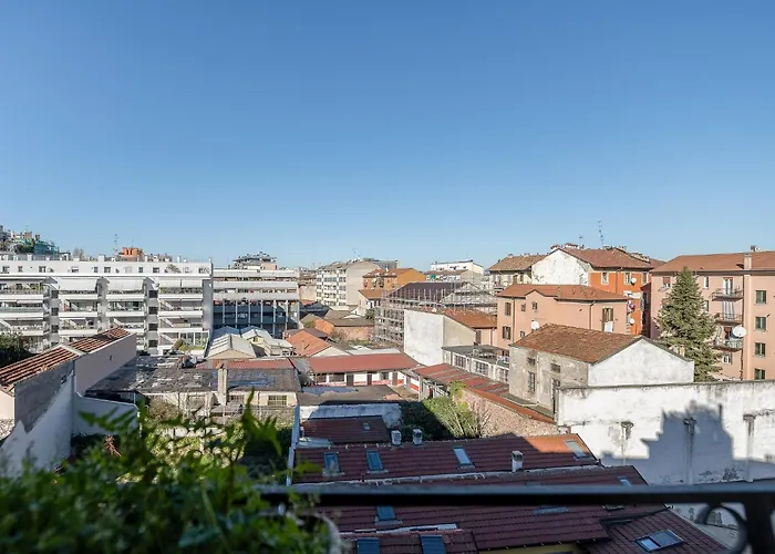 Bright Loft - Free Private Parking *