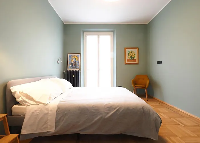 Luminoso Con Terrazzo Forlanini Linate * Milão