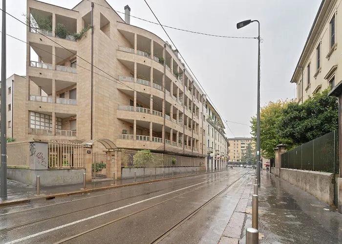 Bwr - With Terrace , Bartolini * Milánó