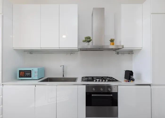 Black & White Vista Duomo 400 Metri 아파트