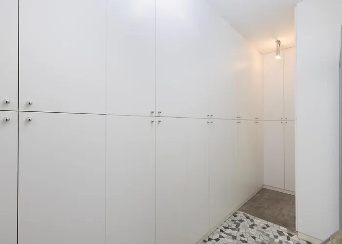 Black & White Vista Duomo 400 Metri