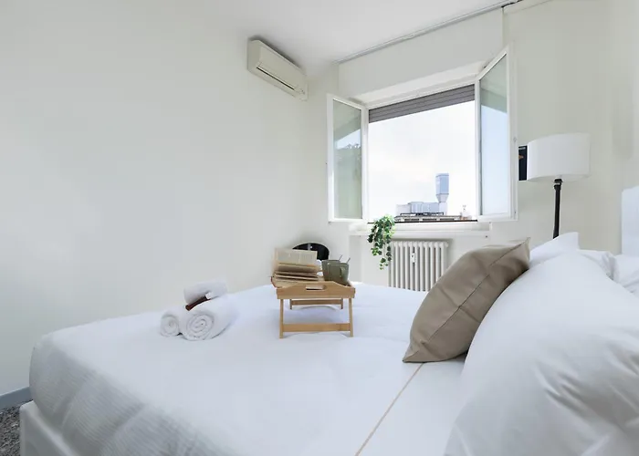 아파트 Black & White Vista Duomo 400 Metri *