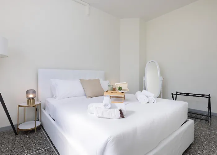 아파트 Black & White Vista Duomo 400 Metri 밀라노