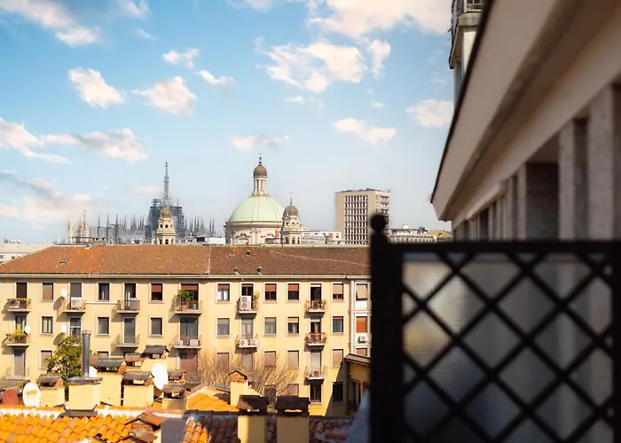 Black & White Vista Duomo 400 Metri