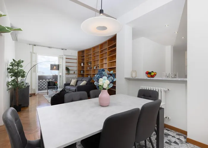 Black & White Vista Duomo 400 Metri * 밀라노