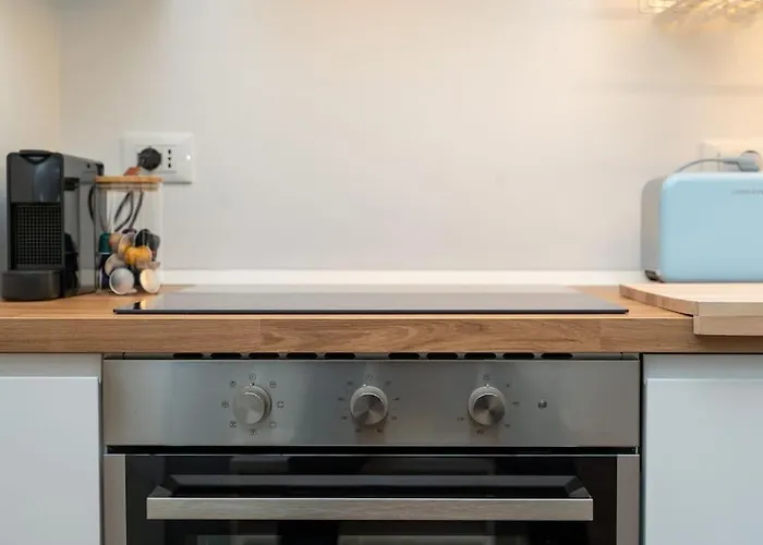 Ma Petite Bleu Apartment *