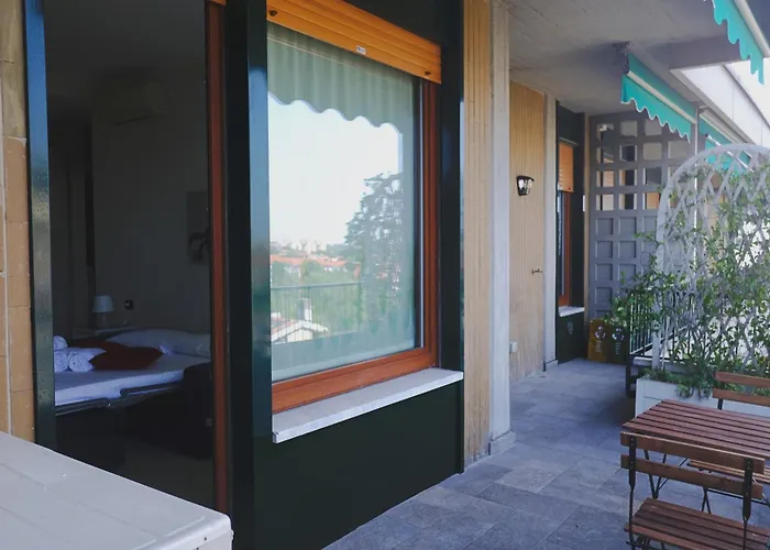 Bwr - Elegant Loft With Terrace, San Siro Appartement *