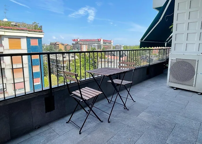 Bwr - Elegant Loft With Terrace, San Siro Appartement *