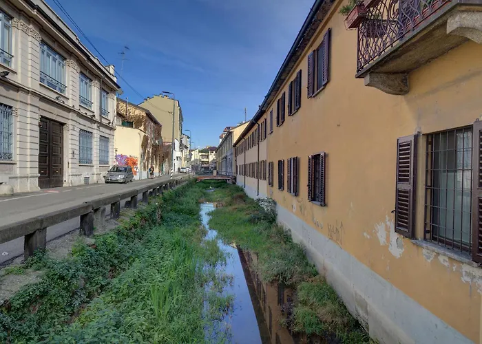 Navigli, Caratteristico Milanese *