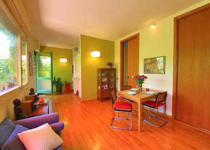 Romantico Attico Con Terrazzo In Centro דירה *