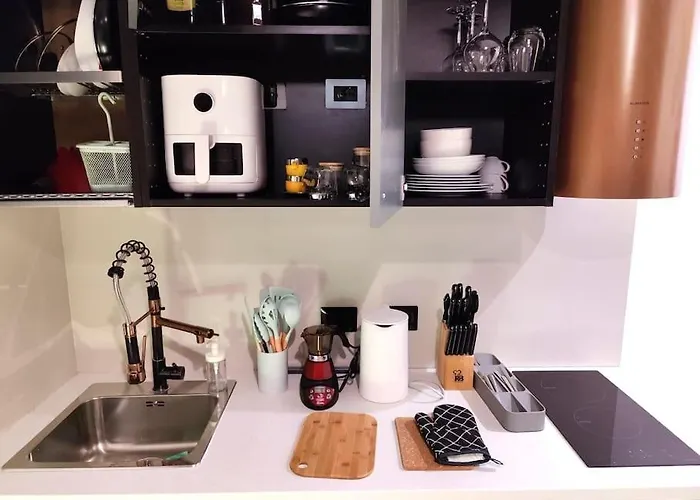 Apartment Casa Mamo: Design & Vintage Above Subway