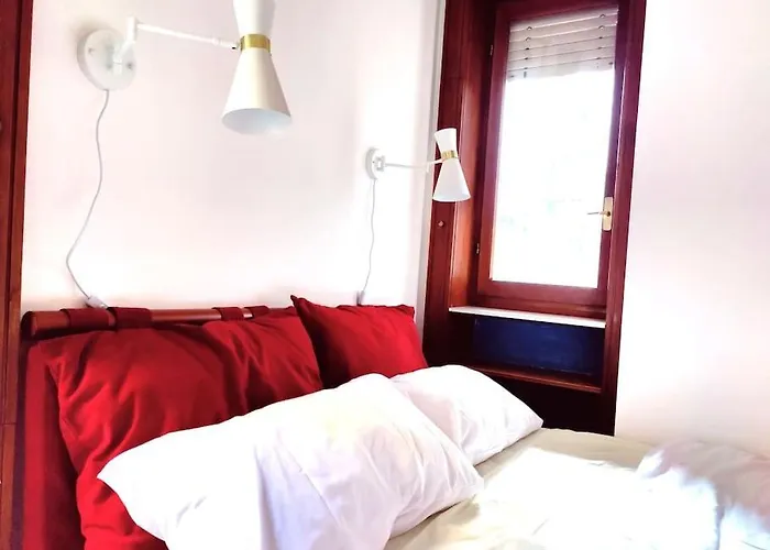 Casa Mamo: Design & Vintage Above Subway Milan