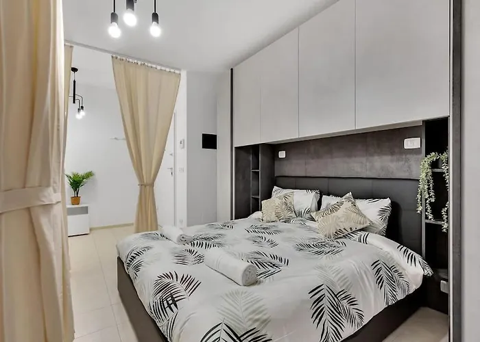 Private Parking-terrace10 Min To Linate Airport * Milán