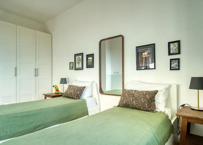 Апартаменты Spacious Penthouse With Panoramic Terrace - 20 Minutes From San Siro & Duomo Милан