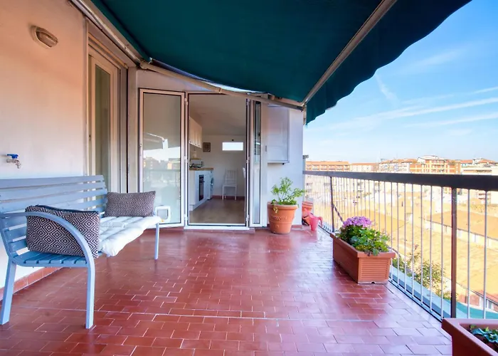 Spacious Penthouse With Panoramic Terrace - 20 Minutes From San Siro & Duomo Lägenhet Milano