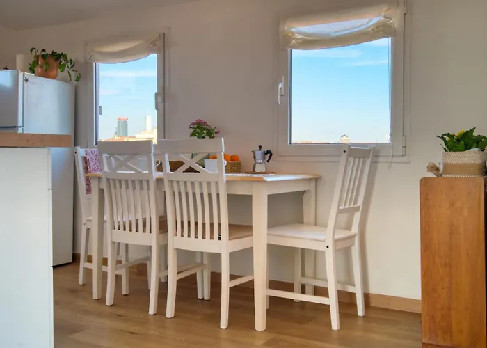 Spacious Penthouse With Panoramic Terrace - 20 Minutes From San Siro & Duomo *