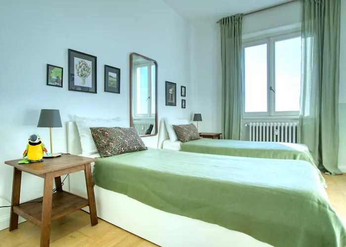 Spacious Penthouse With Panoramic Terrace - 20 Minutes From San Siro & Duomo * Милан