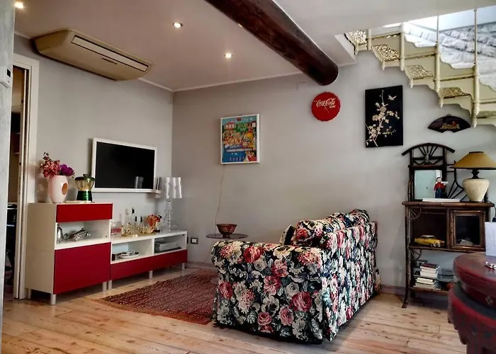 Centrale-luxury With Garden Terrace Milánó