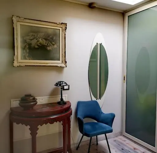 Centrale-luxury With Garden Terrace Milánó