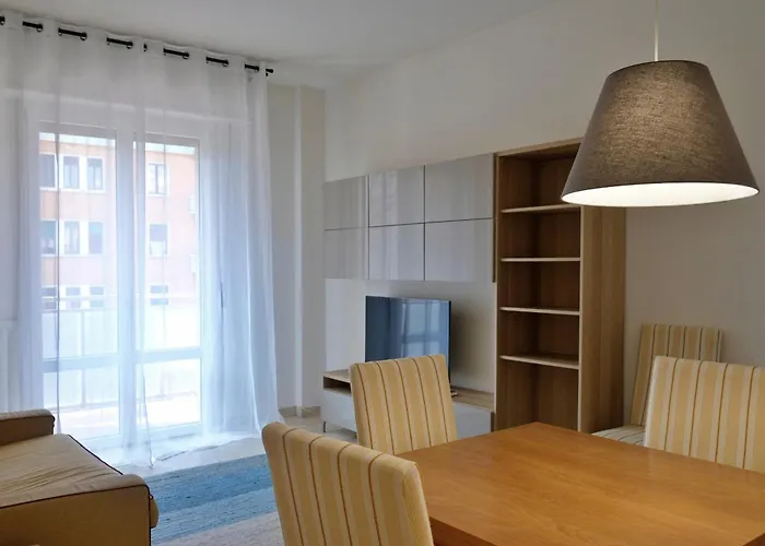 Orea Spiti - The Urbanite * Milán