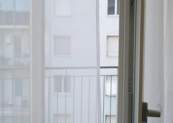 Orea Spiti - The Urbanite Apartamento