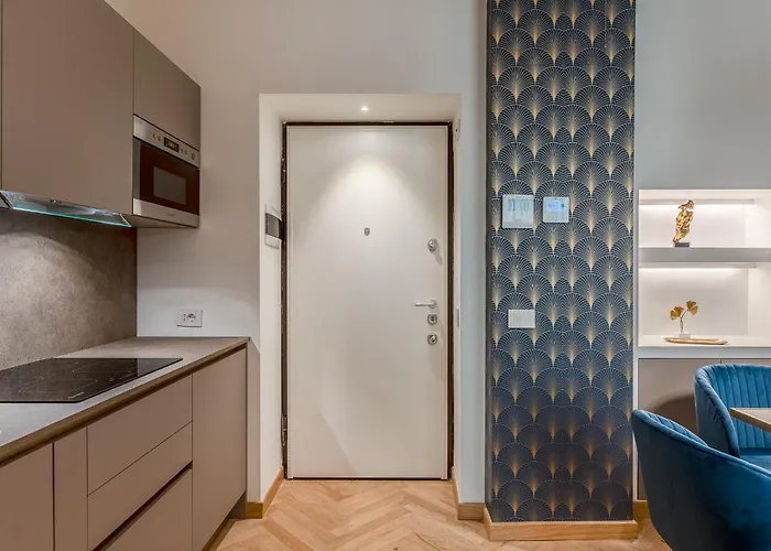 Luxury - Near Stazione Apartment