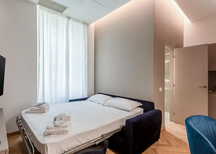 Luxury - Near Stazione Apartment