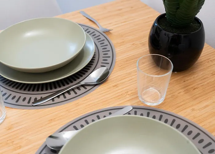 Me43 • Luxury • Chic * Milano