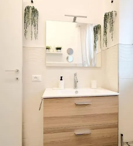 Lejlighed Suite-6 Centro-porta Romana Milano