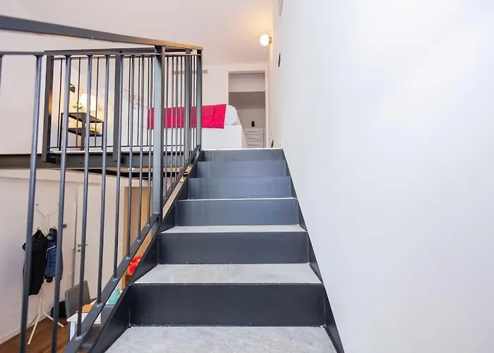 Darsena Charming By Nm *