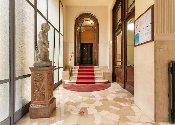 Largo Quinto Alpini By Halldis ميلان