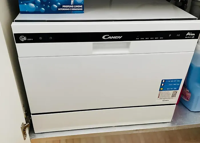 By The Martesana River Lejlighed