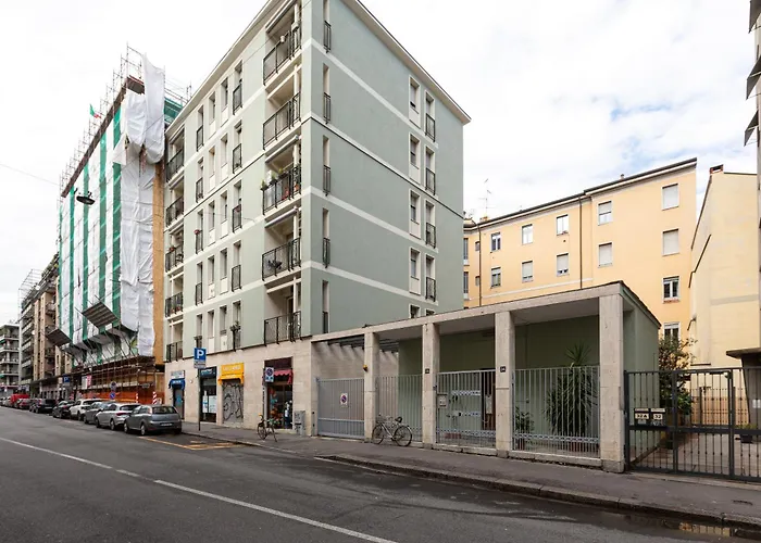 Guesthost - Bright - 650 M Far From Arco Della Pace *