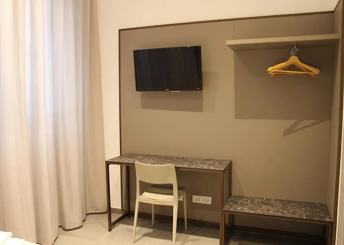 Apartman Miki - Mauro Macchi 91 Milánó